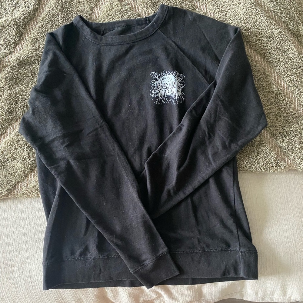 Black crewneck